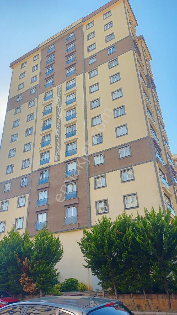Ümraniye Çamlık Mah Arakat 2+1,88m2