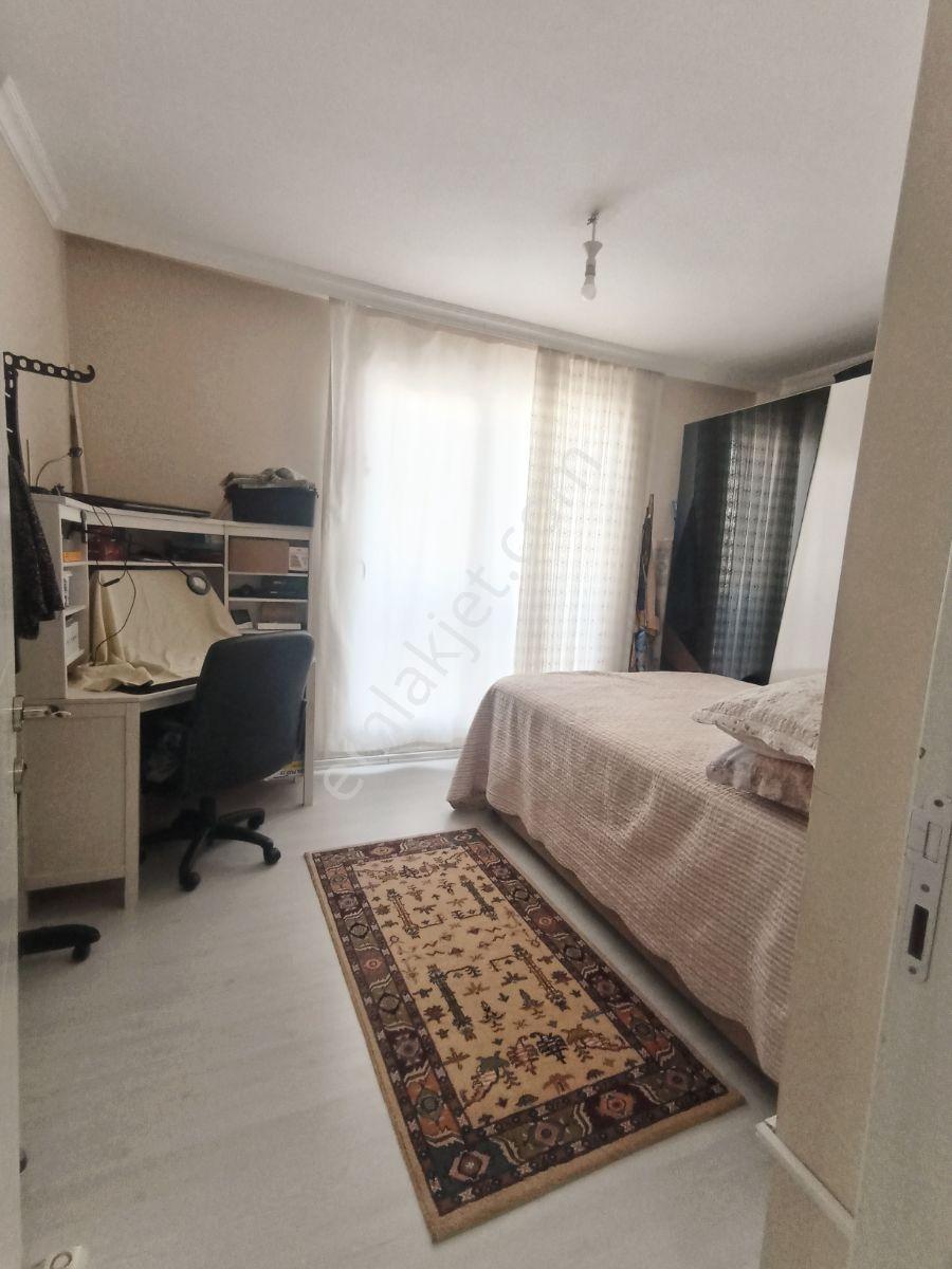 Ümraniye Çamlık Mah Arakat 2+1,88m2 — fotoğraf 5