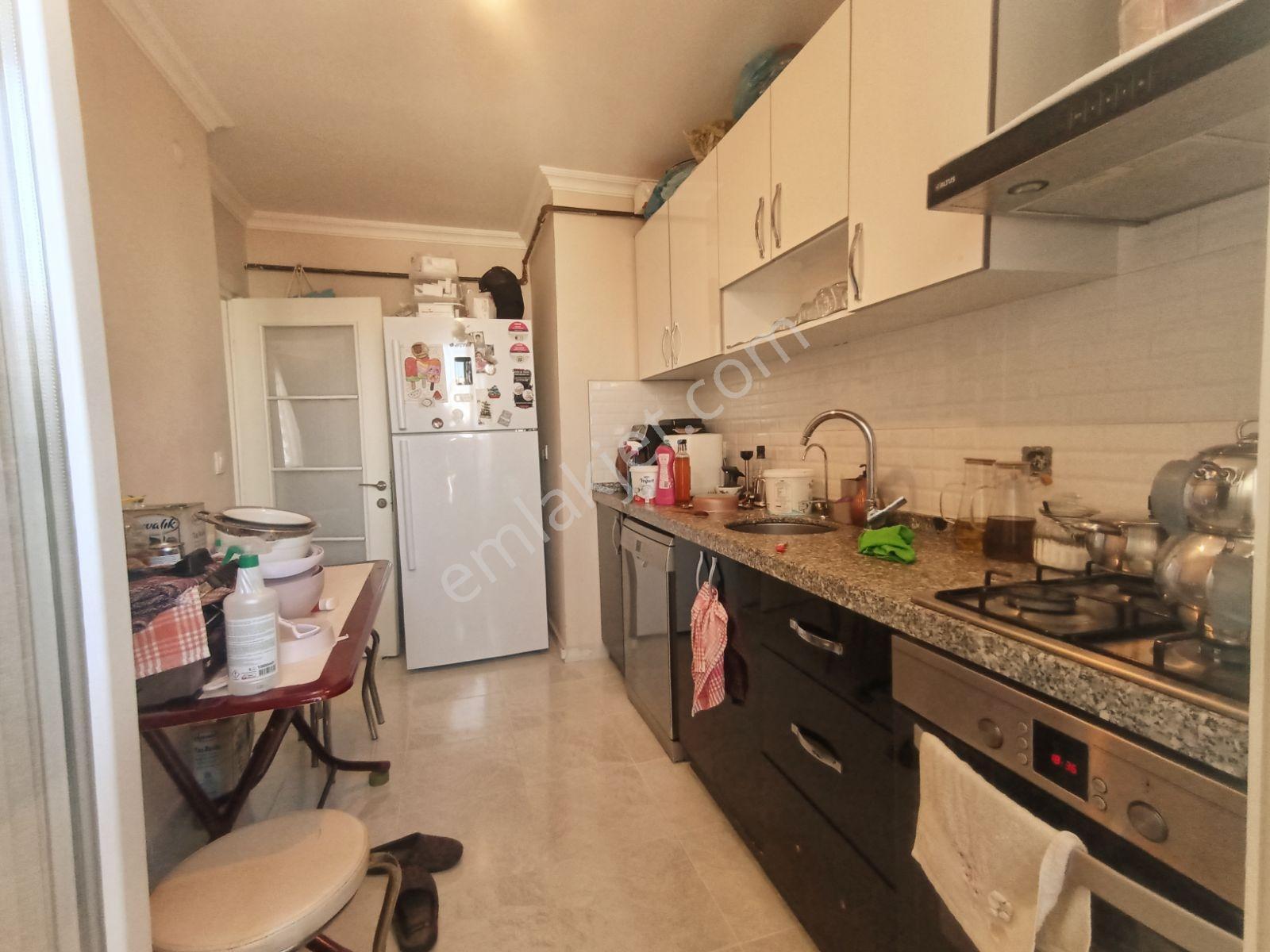 Ümraniye Çamlık Mah Arakat 2+1,88m2 — fotoğraf 20