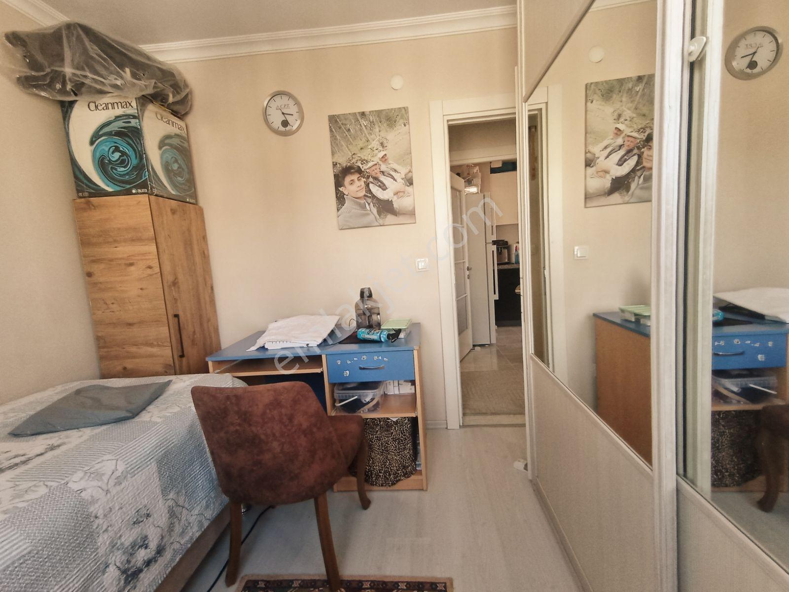 Ümraniye Çamlık Mah Arakat 2+1,88m2 — fotoğraf 28