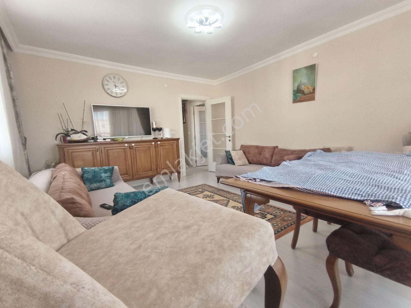 Ümraniye Çamlık Mah Arakat 2+1,88m2 — fotoğraf 32