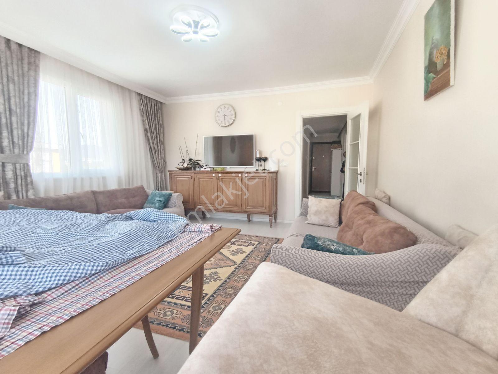 Ümraniye Çamlık Mah Arakat 2+1,88m2 — fotoğraf 34