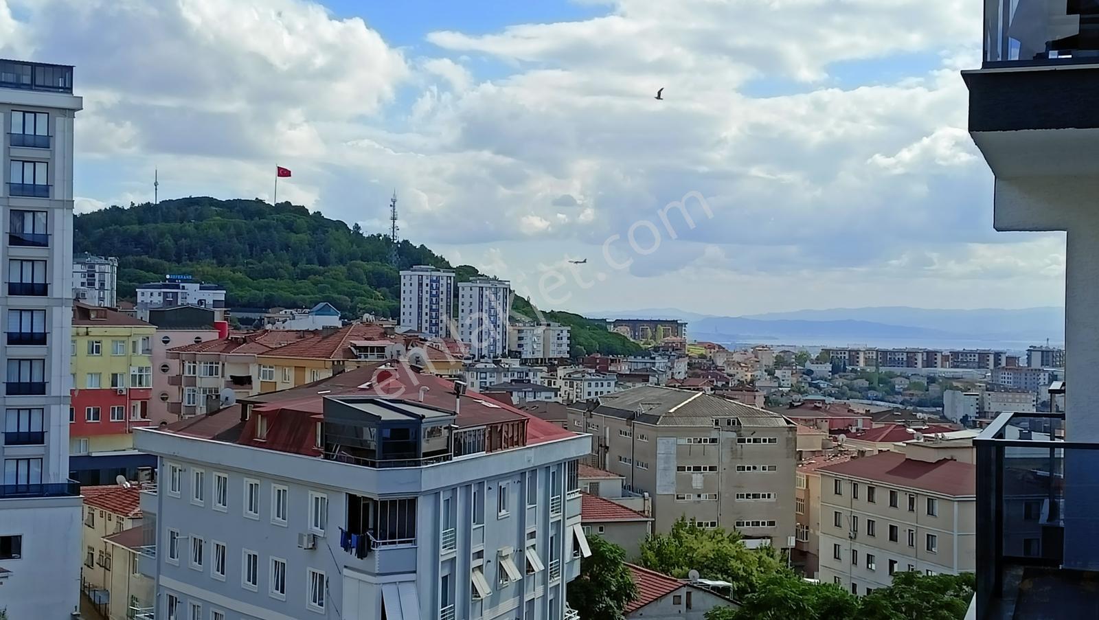 Cadde Üzerinde Metroya Yakın Oturuma Hazır 3+1 — fotoğraf 12