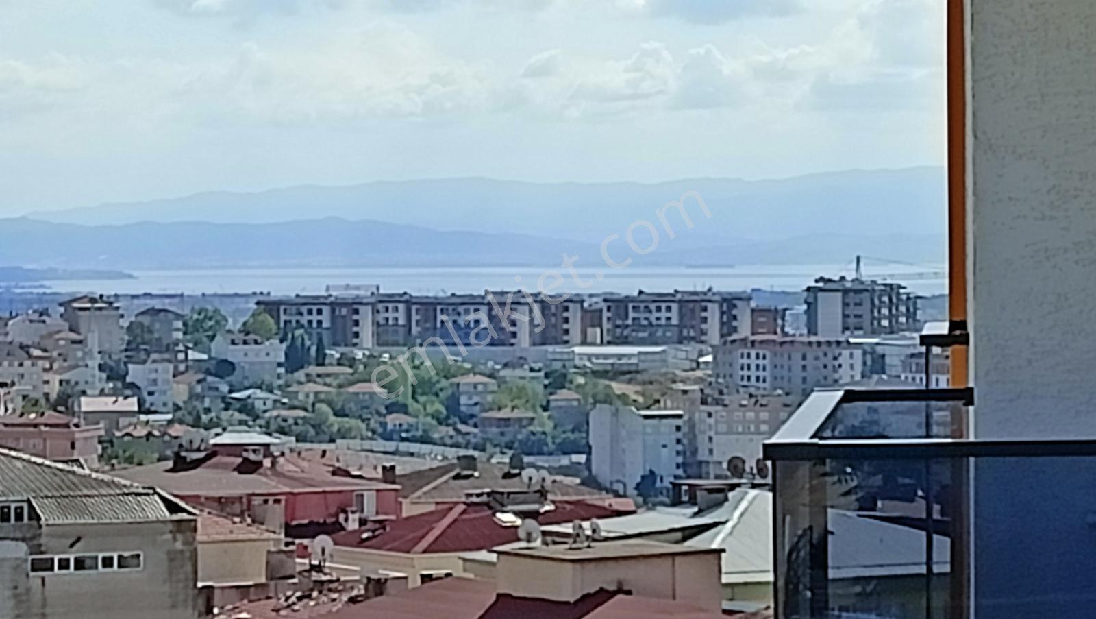 Cadde Üzerinde Metroya Yakın Oturuma Hazır 3+1 — fotoğraf 17