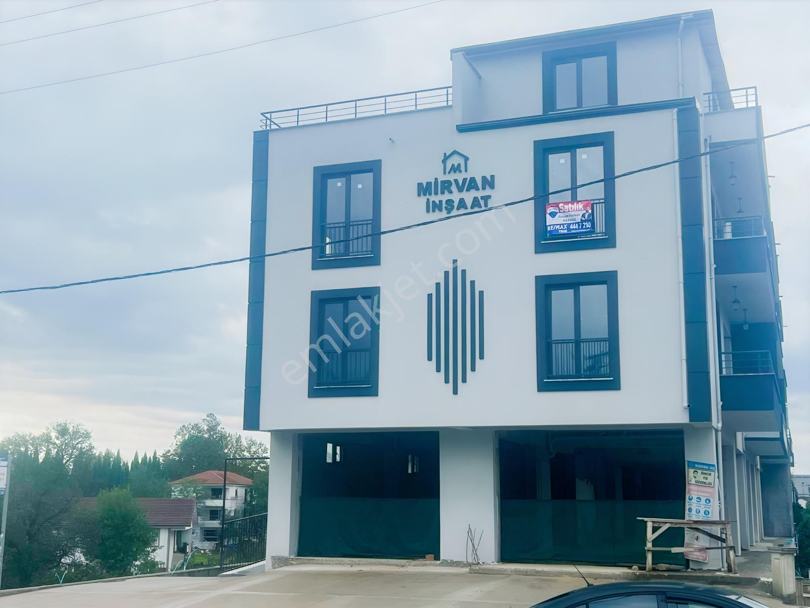 Kartepe İbrikdere 'De 2+1 Sıfır Çatı Dubleks Satılık Daire