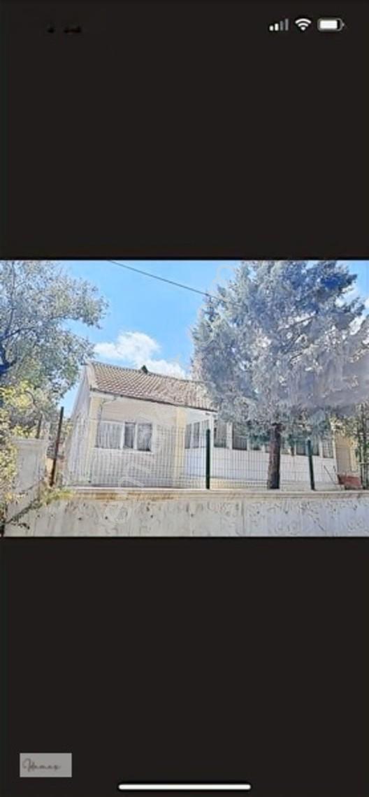 İdamax'tan Taraşçı'da 702 M2 Arsa İçinde Müstakil Bakımlı Taş Ev — fotoğraf 4