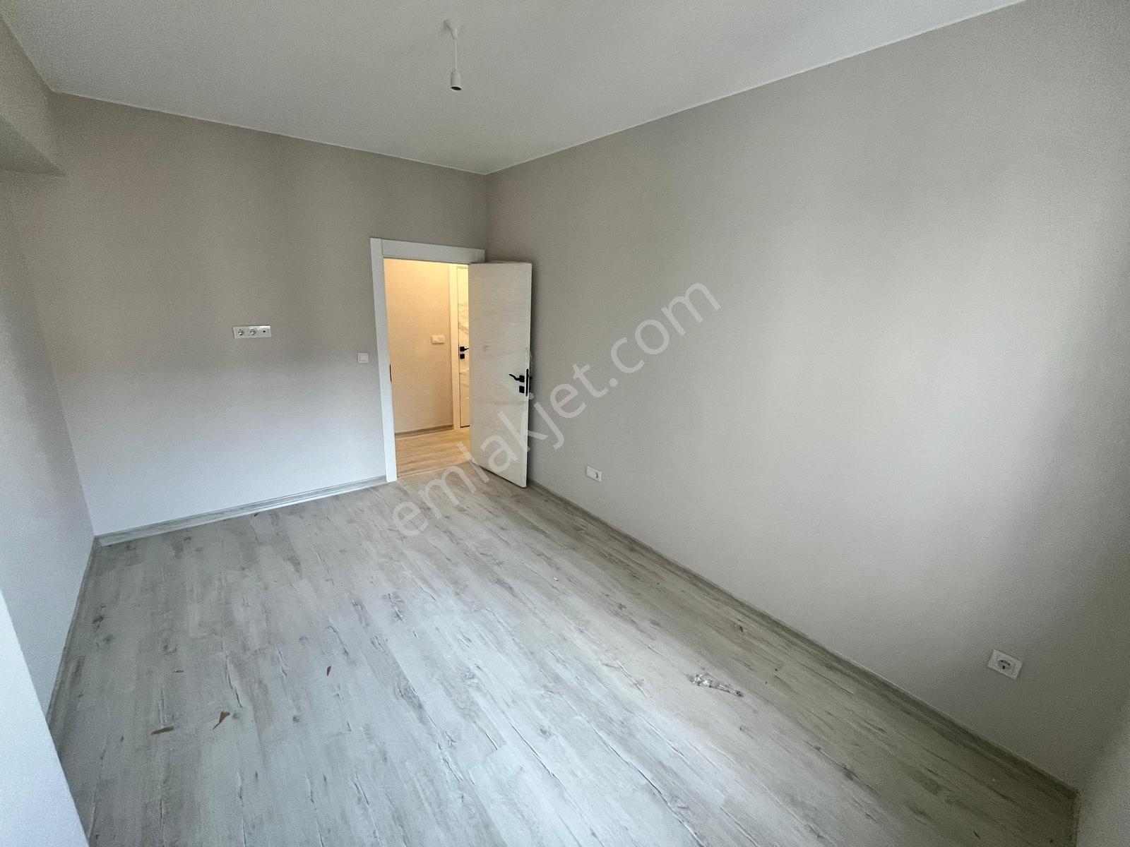 Pendik Mir Metro Sitesi Ön Cephe Manzaralı Satılık 2+1 Daire — fotoğraf 22