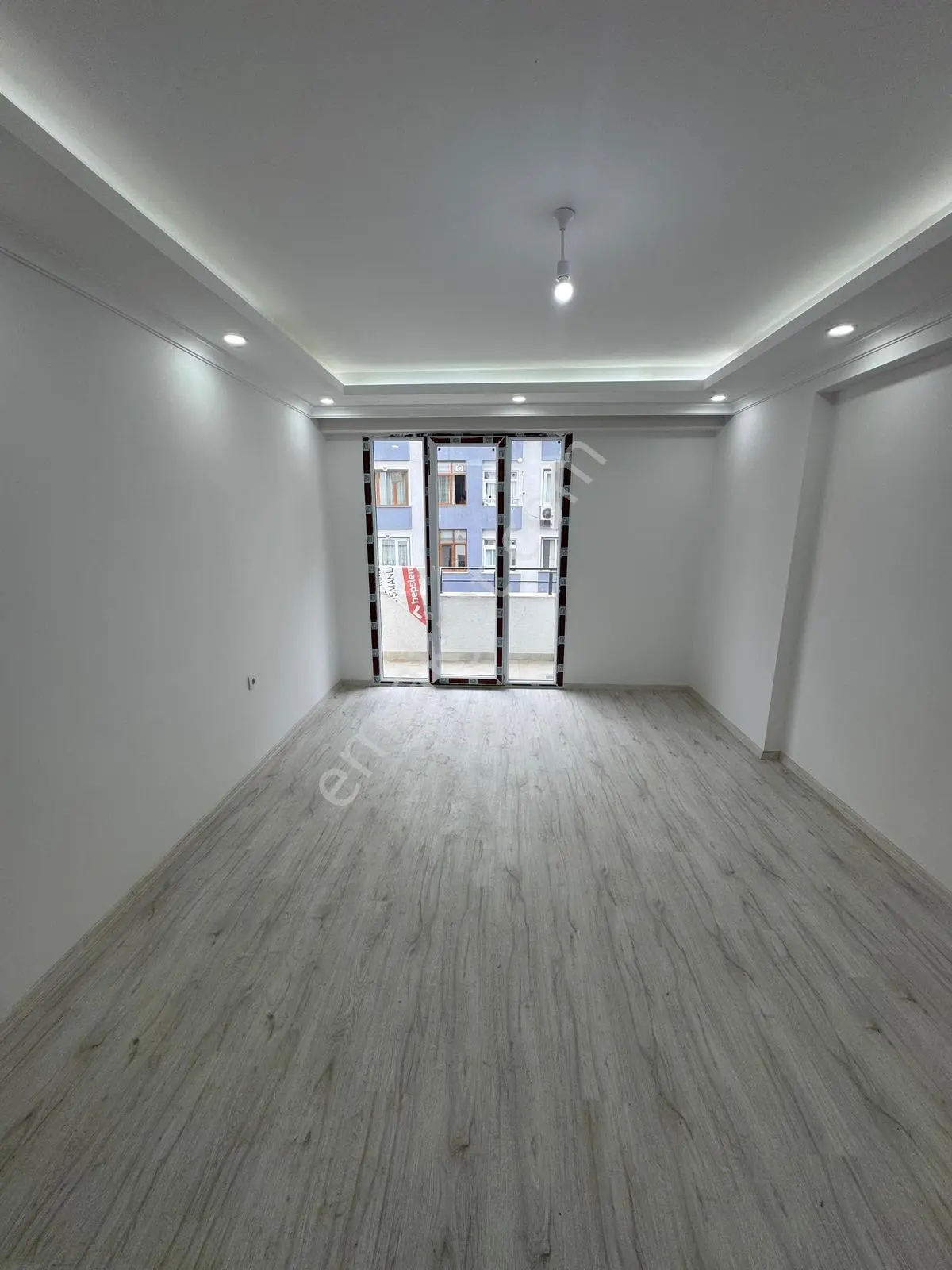 Family' Den Şirinevler Otoparklı Sitede Satılık Lüx 2+1 Daire — fotoğraf 3