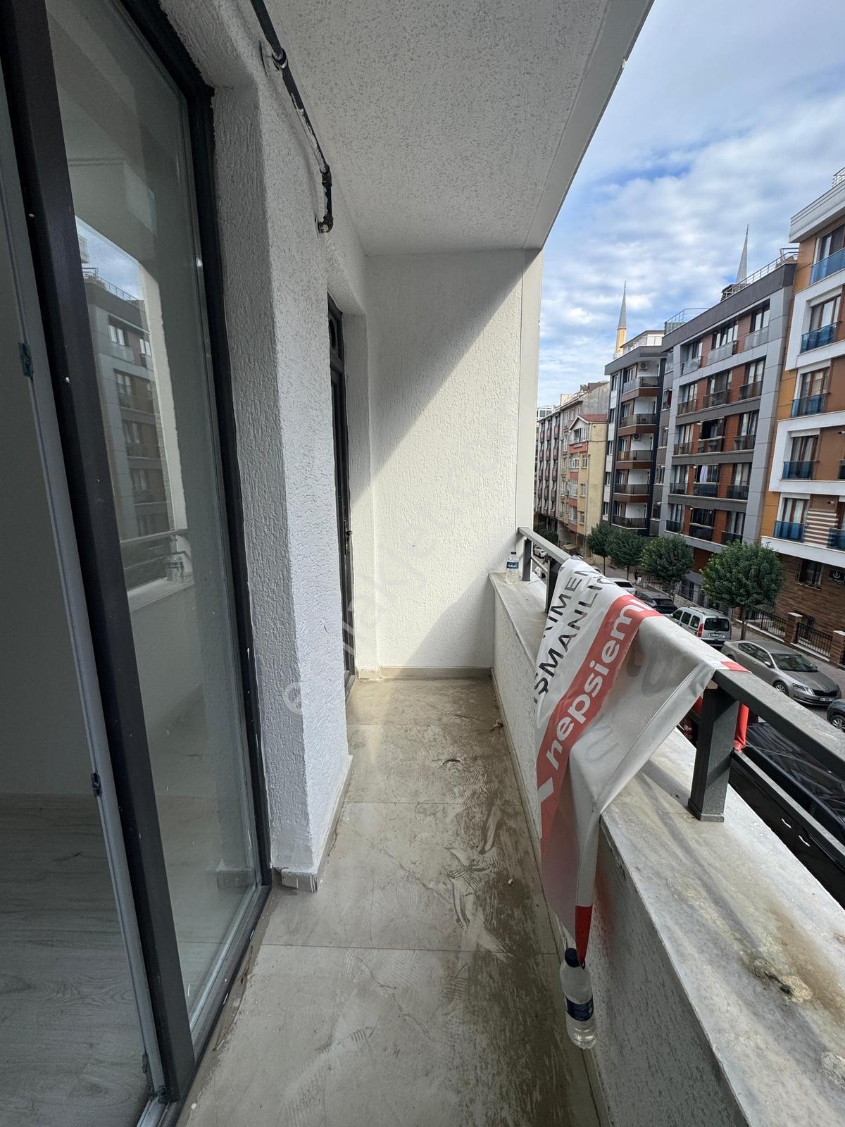 Family' Den Şirinevler Otoparklı Sitede Satılık Lüx 2+1 Daire — fotoğraf 8