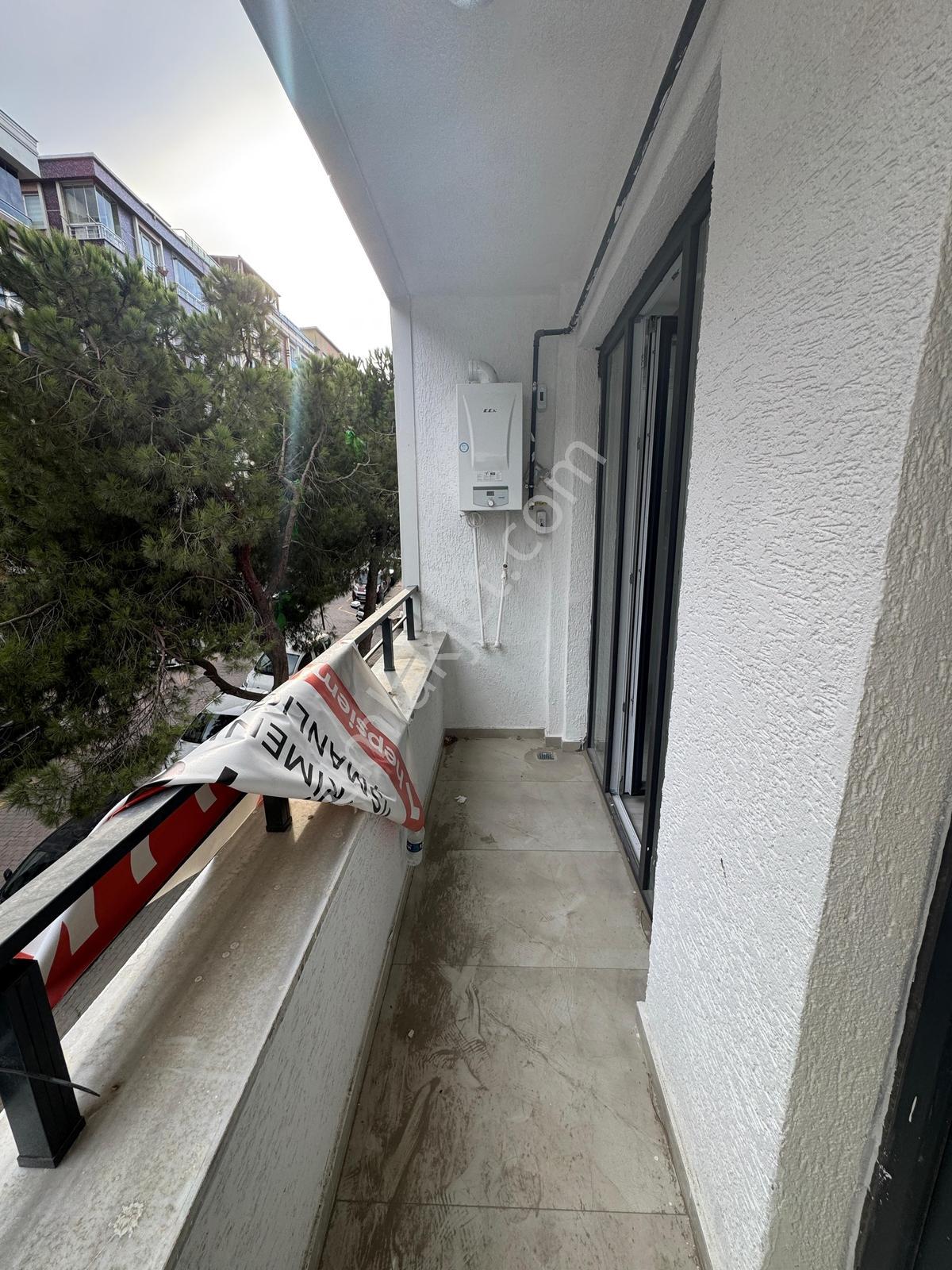 Family' Den Şirinevler Otoparklı Sitede Satılık Lüx 2+1 Daire — fotoğraf 9