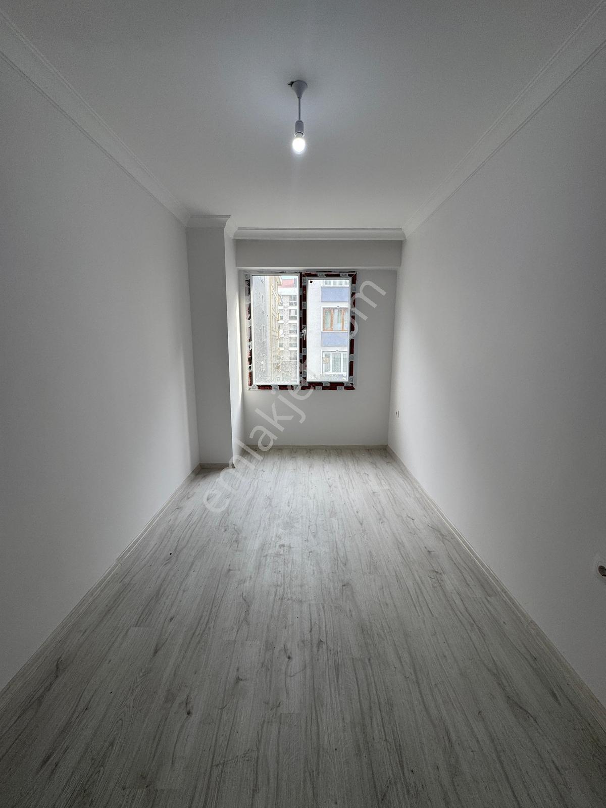 Family' Den Şirinevler Otoparklı Sitede Satılık Lüx 2+1 Daire — fotoğraf 11
