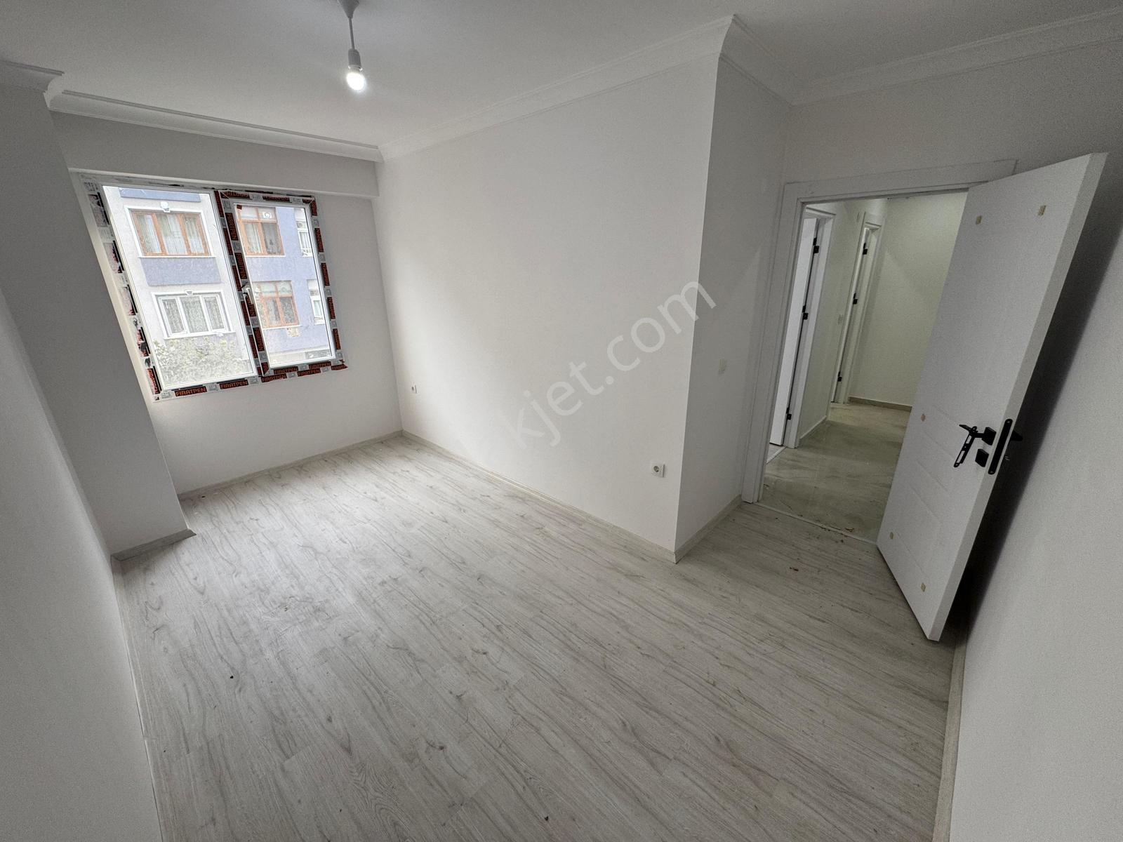 Family' Den Şirinevler Otoparklı Sitede Satılık Lüx 2+1 Daire — fotoğraf 12