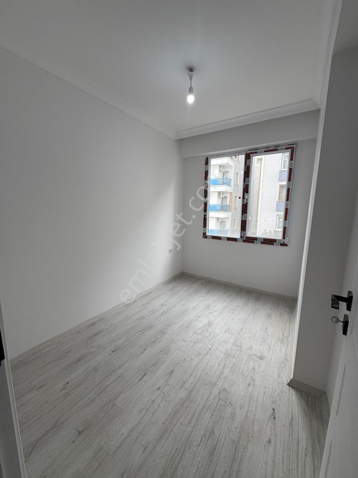 Family' Den Şirinevler Otoparklı Sitede Satılık Lüx 2+1 Daire — fotoğraf 16