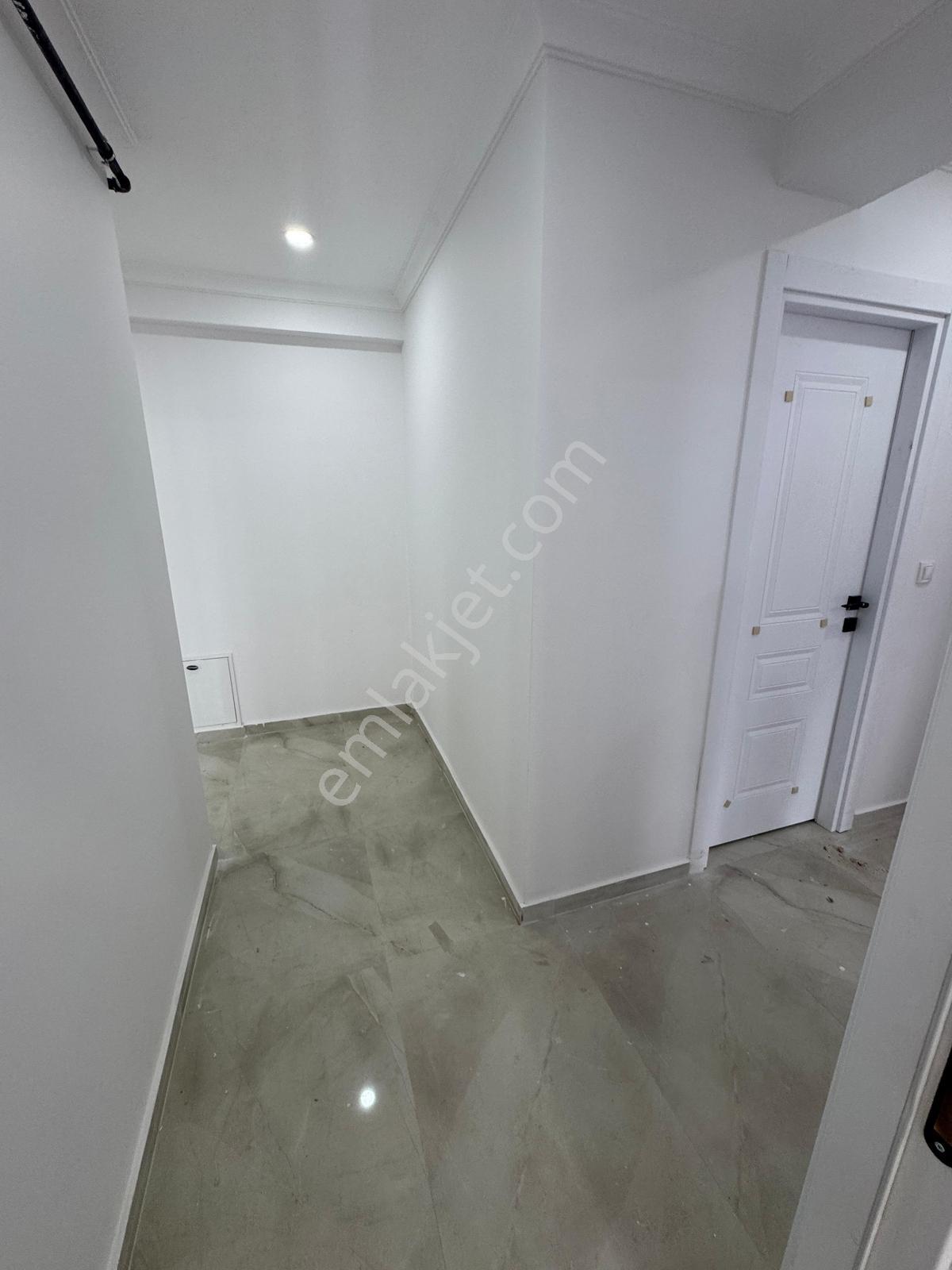 Family' Den Şirinevler Otoparklı Sitede Satılık Lüx 2+1 Daire — fotoğraf 18