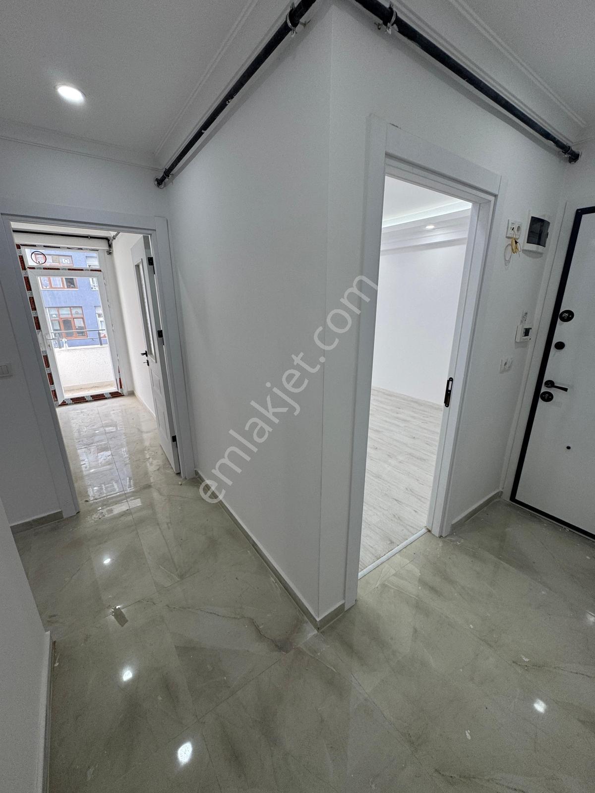 Family' Den Şirinevler Otoparklı Sitede Satılık Lüx 2+1 Daire — fotoğraf 20