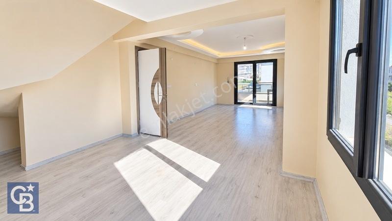 Örnekkent Günışığı Sitesi'nde 5+2 Dubleks Satılık Daire — fotoğraf 3