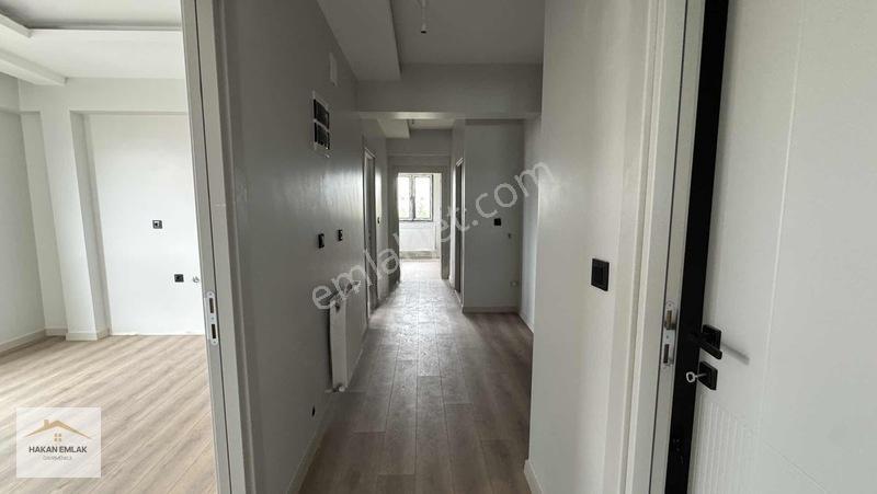 Hakan Emlaktan Kentparkın Karşısında Satılık Tam 2+1 — fotoğraf 9