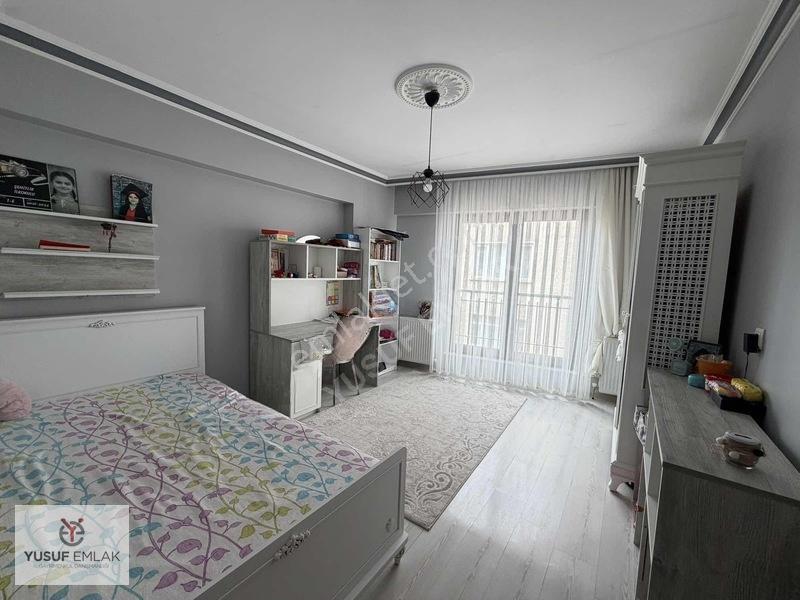Merkezde Satılık 3+1 Full Yapılı Daire — fotoğraf 8