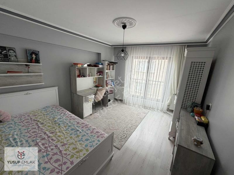Merkezde Satılık 3+1 Full Yapılı Daire — fotoğraf 17