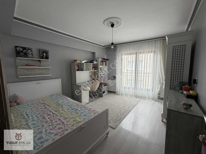 Merkezde Satılık 3+1 Full Yapılı Daire — fotoğraf 18