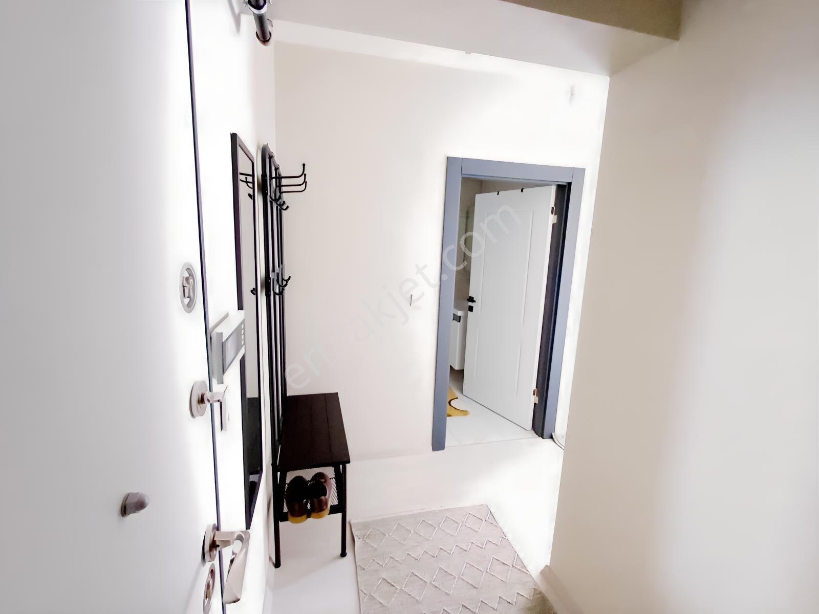 Üniversite Yakını Satılık 1+1 — fotoğraf 2
