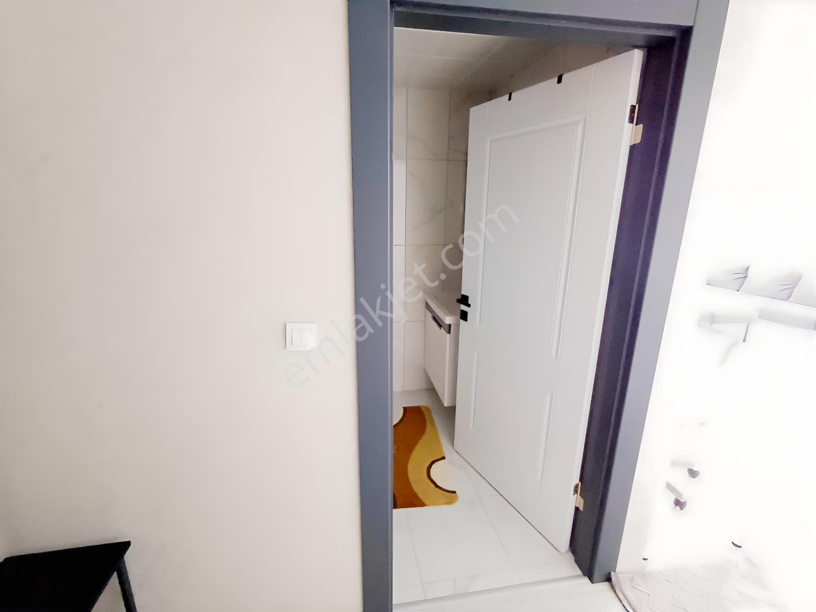Üniversite Yakını Satılık 1+1 — fotoğraf 5