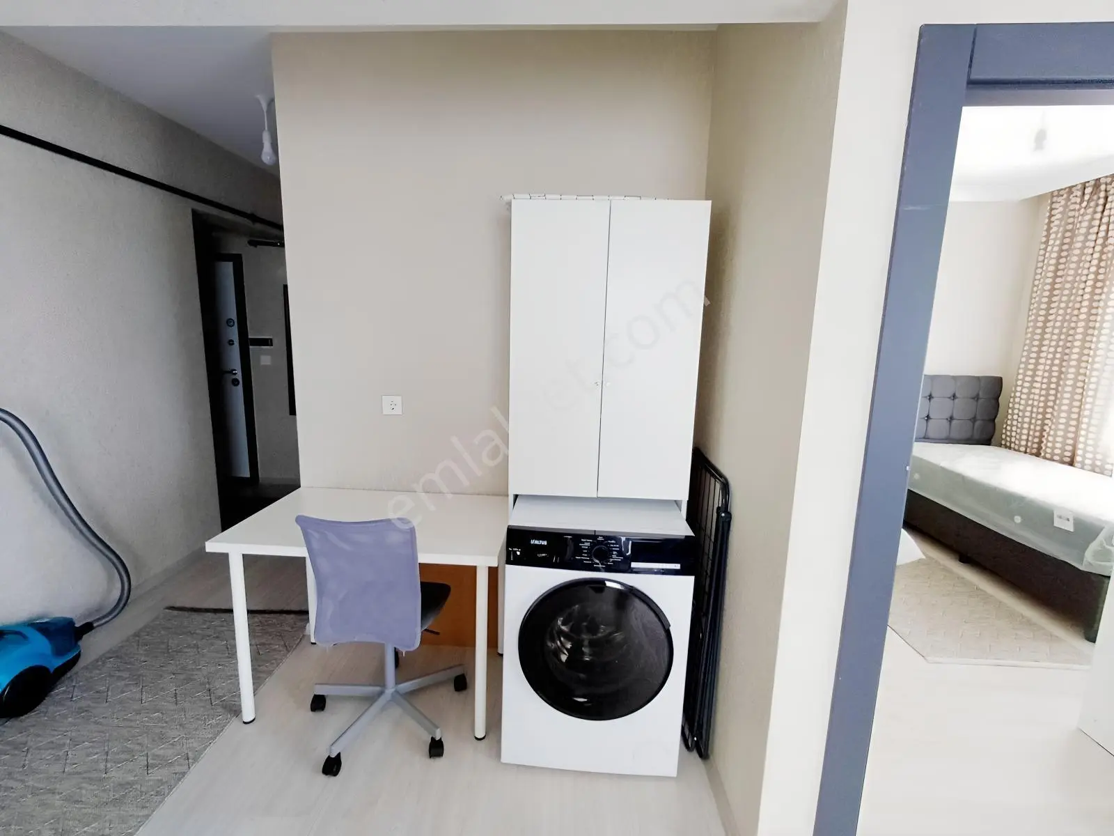 Üniversite Yakını Satılık 1+1 — fotoğraf 24