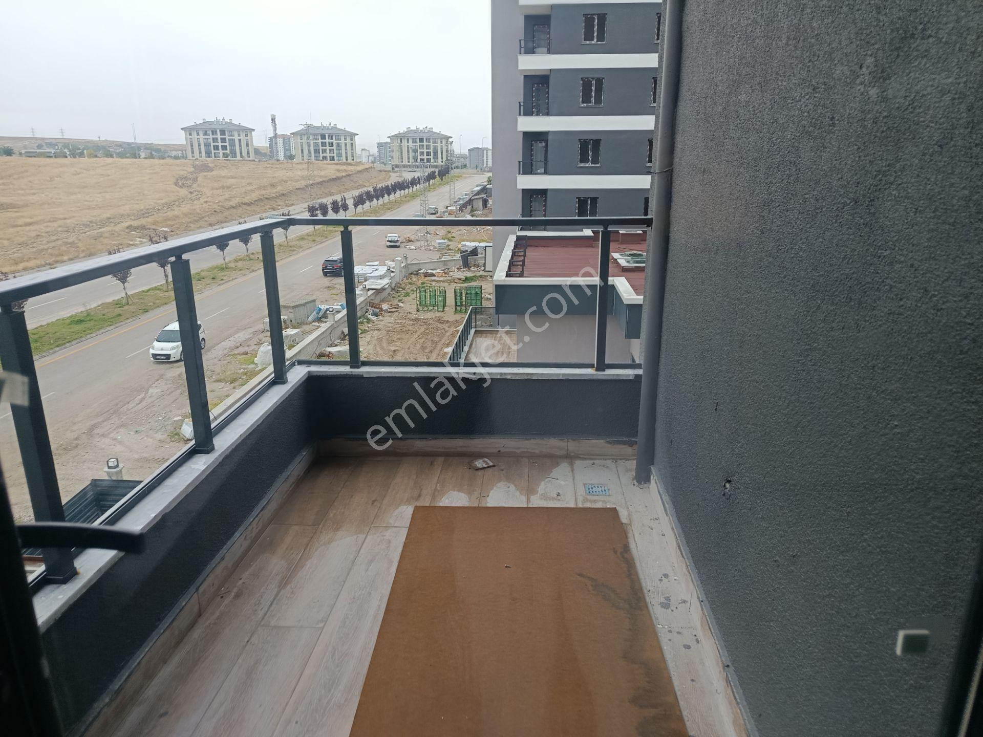 Sincan Saraycikda Bağımsız 2t1 Emsallerinden Farklı Fiat — fotoğraf 7