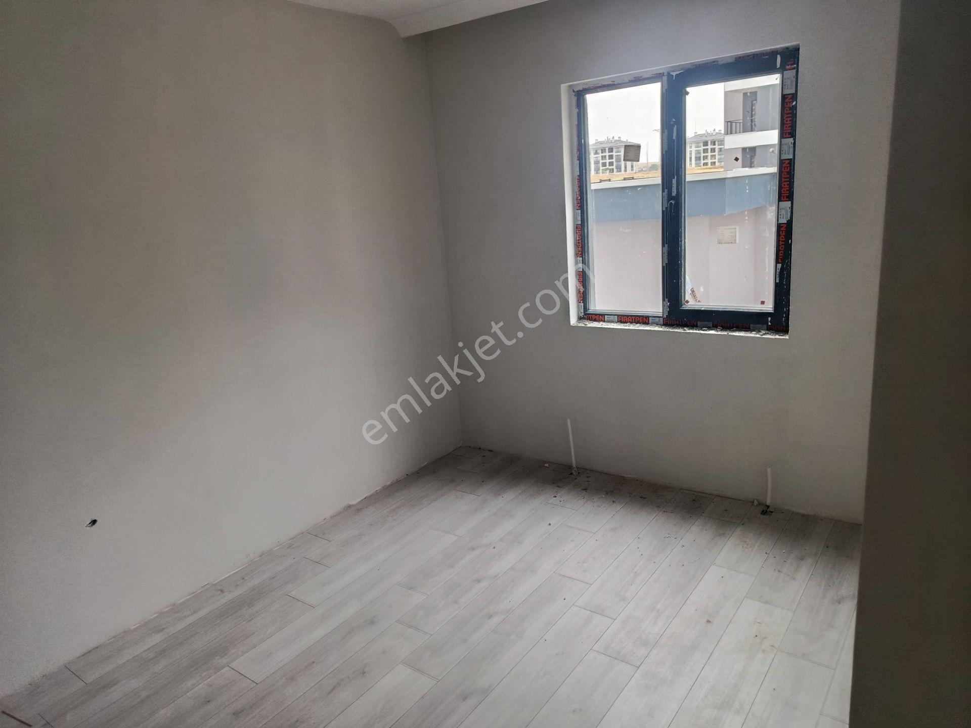 Sincan Saraycikda Bağımsız 2t1 Emsallerinden Farklı Fiat — fotoğraf 24
