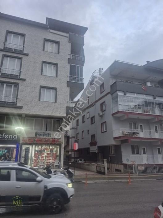 Öğretmen Evi Yakını 27 Mayıs Cadde Üzerinde Talas Olur. — fotoğraf 3