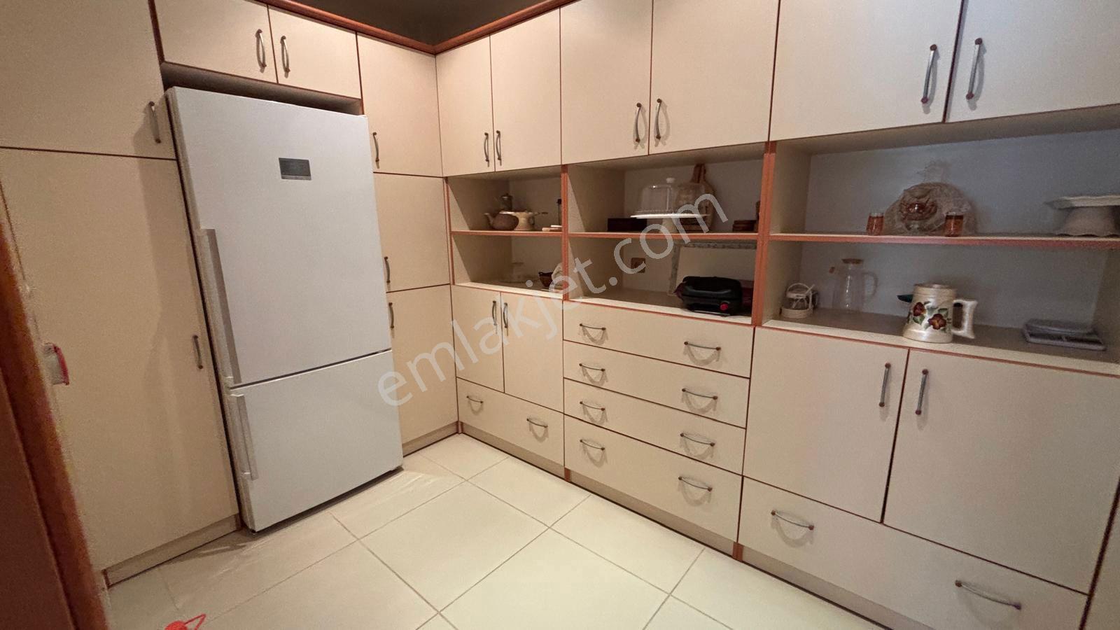 Remax Mıd Erdek Zeytınlı'de 650 M² Lüx 6+2 Fırsat Malıkane — fotoğraf 25