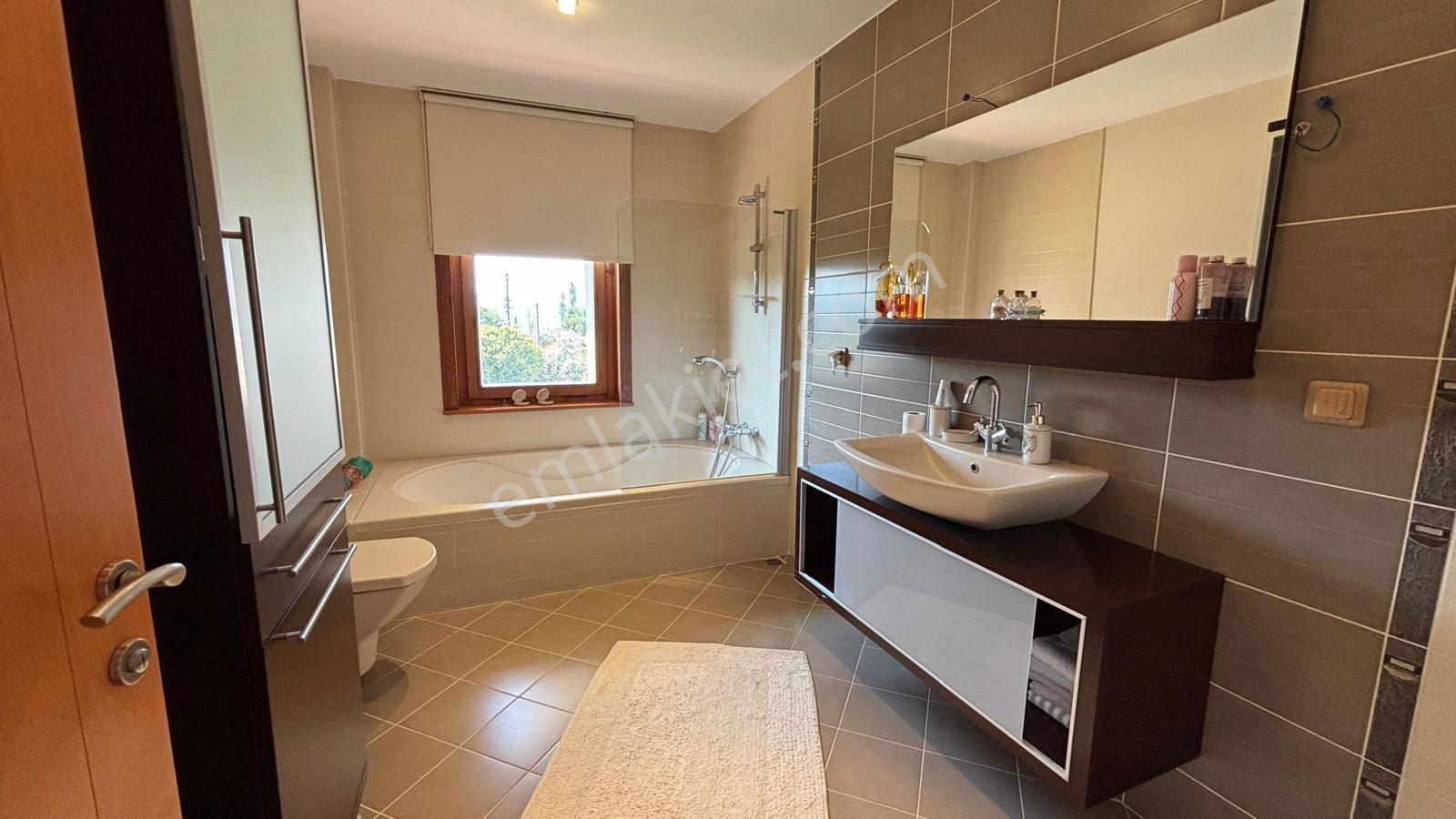 Remax Mıd Erdek Zeytınlı'de 650 M² Lüx 6+2 Fırsat Malıkane — fotoğraf 34