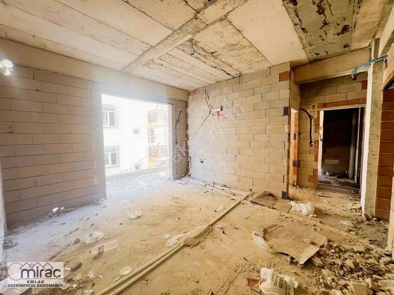 Salkımevler Mahallesinde İnşaattan Satılık 2+1 Arakat Daire — fotoğraf 5