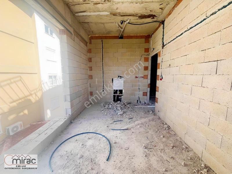 Salkımevler Mahallesinde İnşaattan Satılık 2+1 Arakat Daire — fotoğraf 7