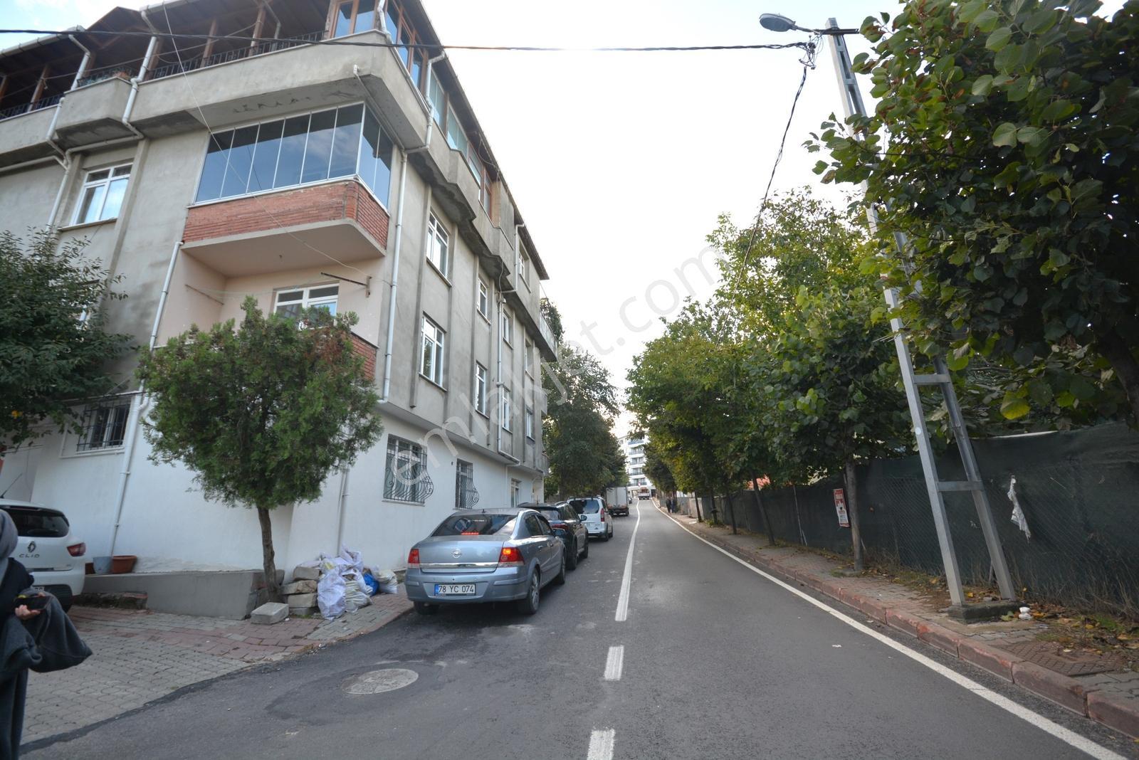 Satılık Pazarın Yanında 2+1 Merkezi Konumda Yatırımlık Daire — fotoğraf 31
