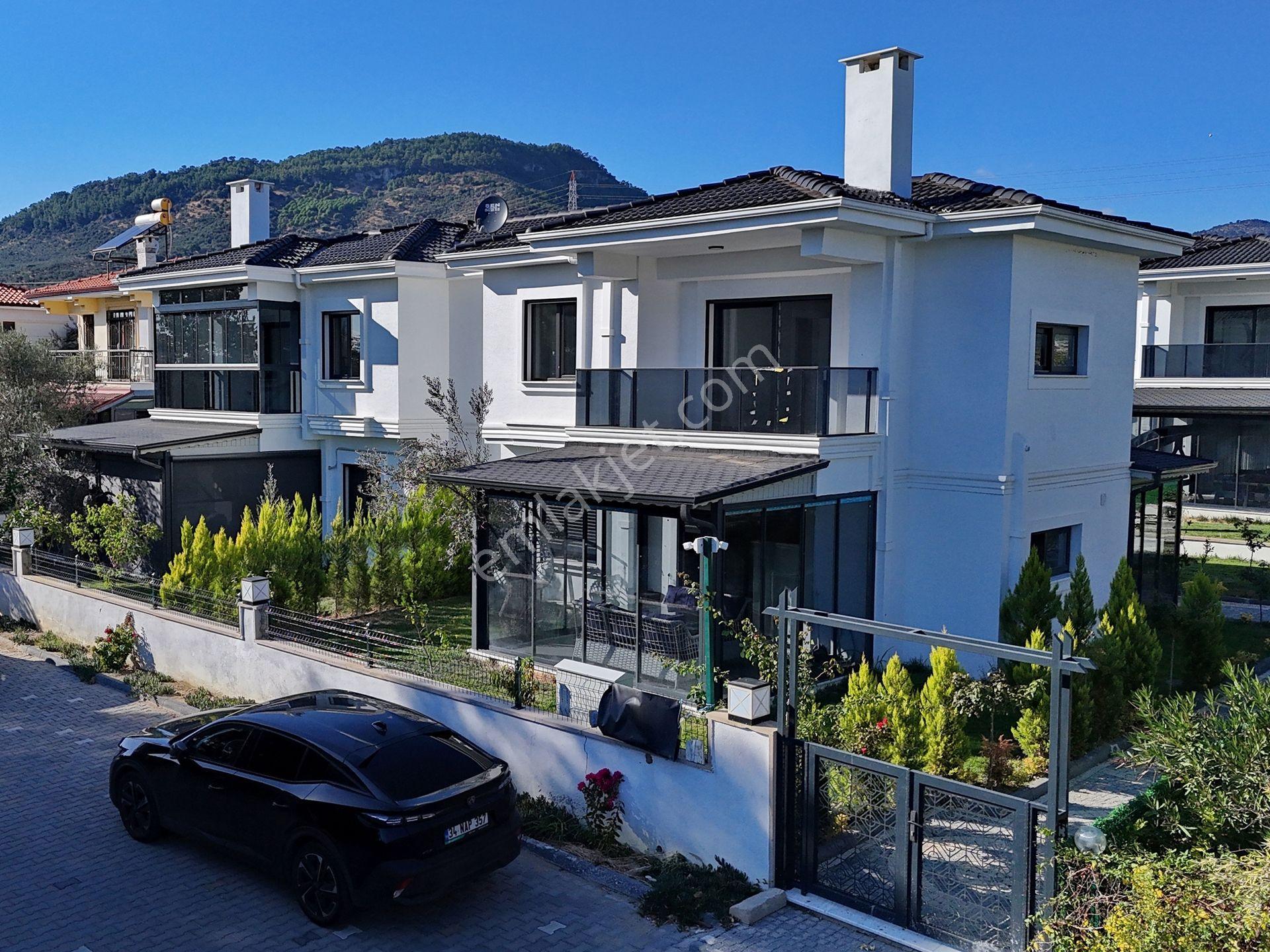 Küçükkuyu Mıhlı Satılık Daire | Denize Yakın| Sıfır Daire | Manzaralı