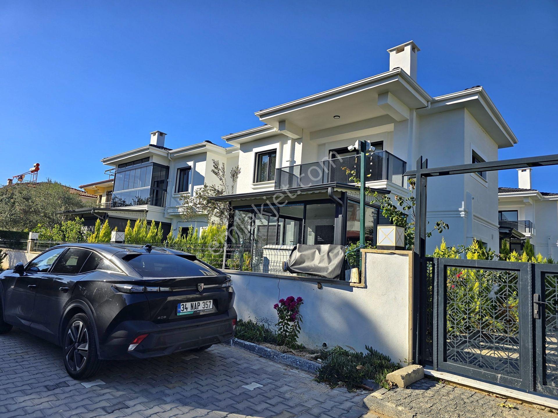 Küçükkuyu Mıhlı Satılık Daire | Denize Yakın| Sıfır Daire | Manzaralı — fotoğraf 5