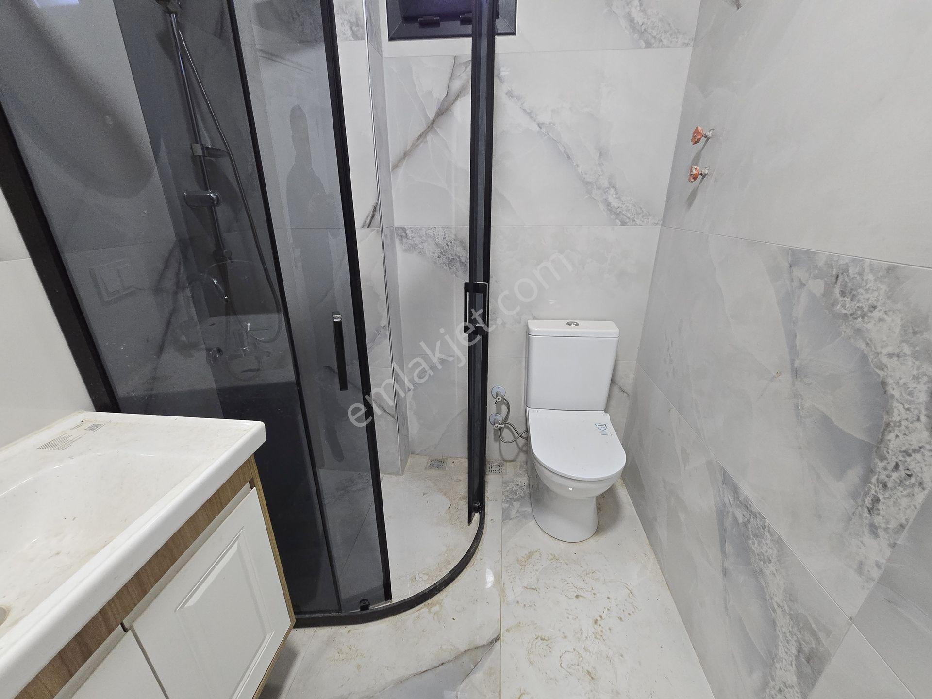Küçükkuyu Mıhlı Satılık Daire | Denize Yakın| Sıfır Daire | Manzaralı — fotoğraf 27