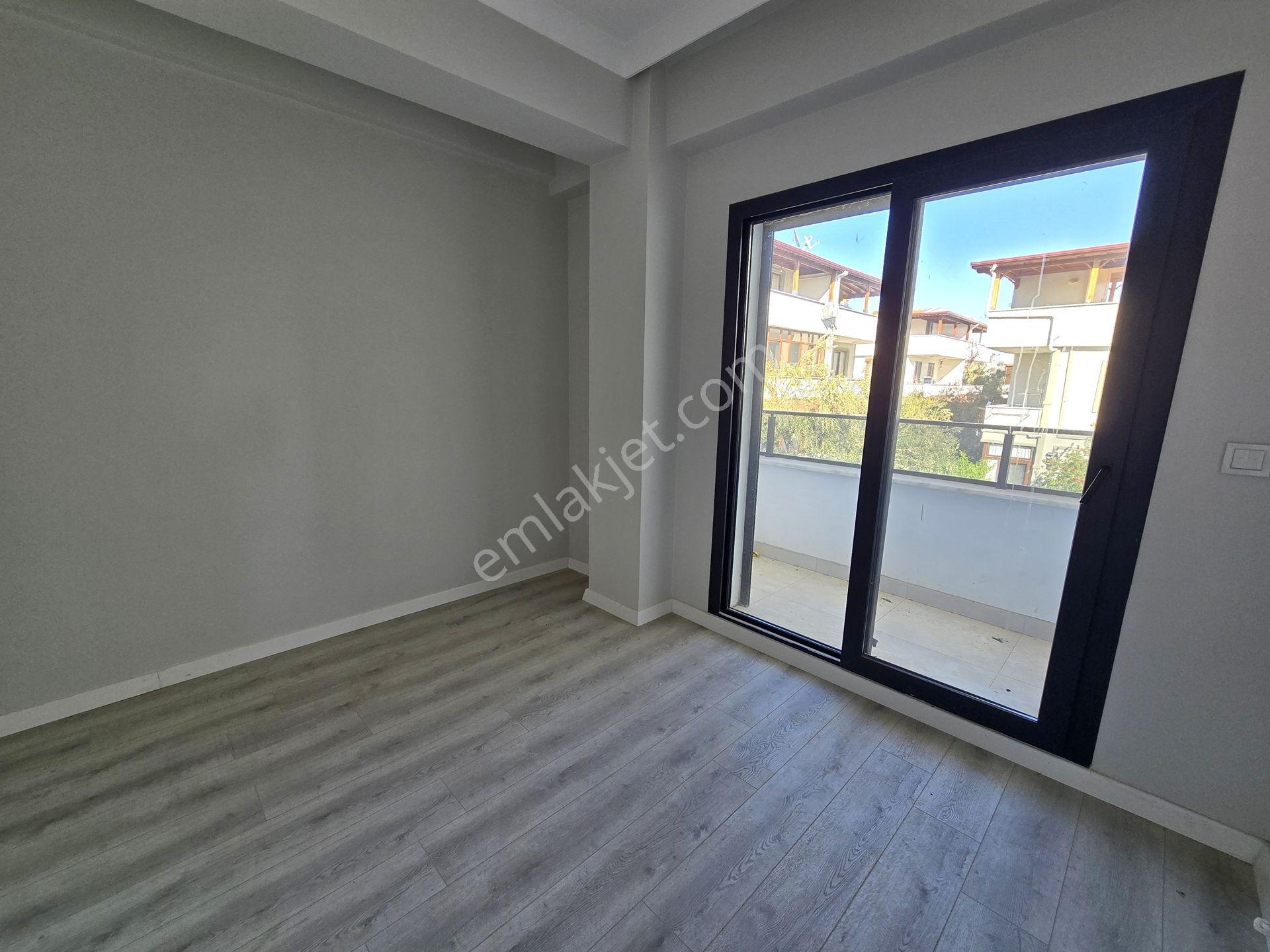 Küçükkuyu Mıhlı Satılık Daire | Denize Yakın| Sıfır Daire | Manzaralı — fotoğraf 30