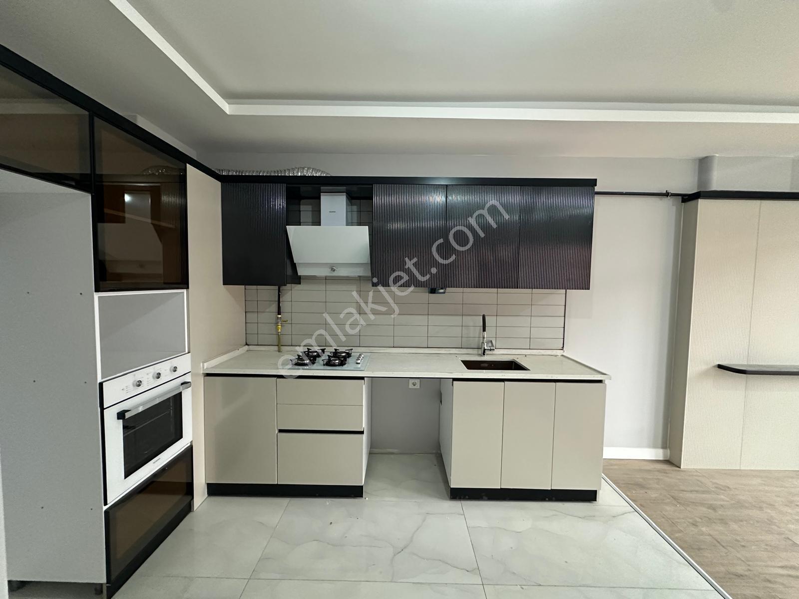 Furkan Doğandan Kanalboyu Kernekde Acil Satılık 3+1 Ara Kat Sıfır Daire — fotoğraf 2