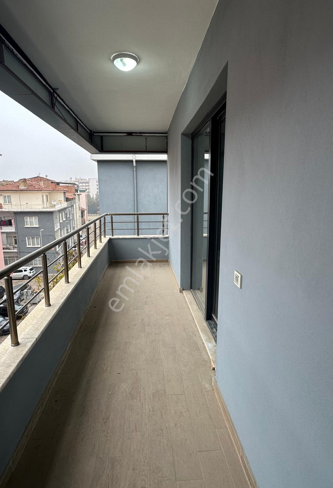 Furkan Doğandan Kanalboyu Kernekde Acil Satılık 3+1 Ara Kat Sıfır Daire — fotoğraf 5