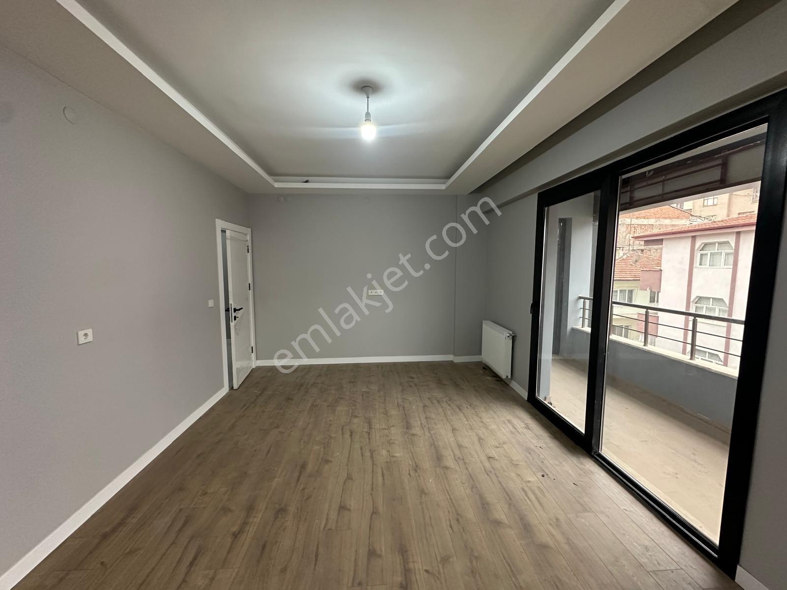 Furkan Doğandan Kanalboyu Kernekde Acil Satılık 3+1 Ara Kat Sıfır Daire — fotoğraf 9