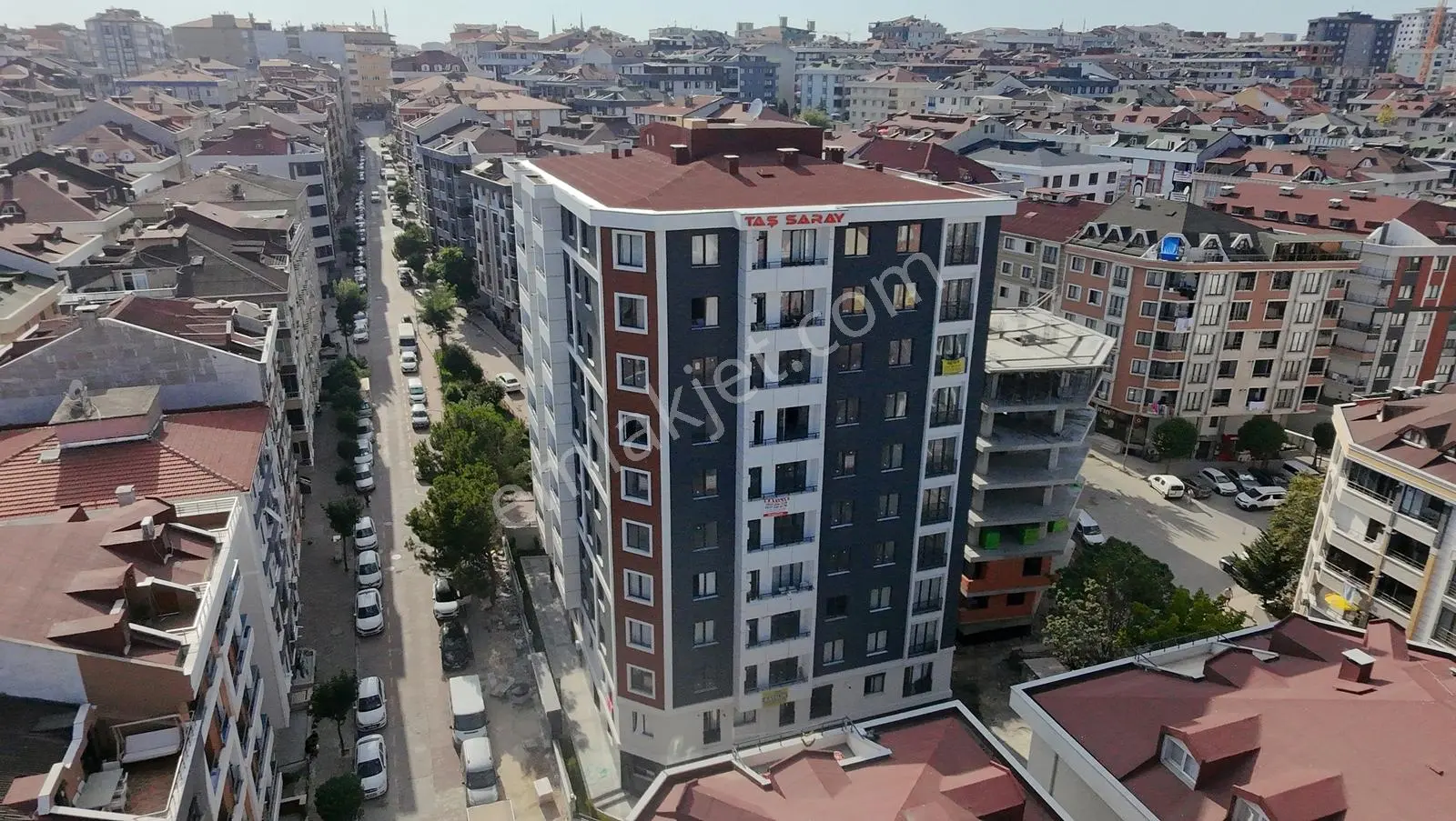 Family' Den Şirinevler Sitede Satılık 2+1 81 M² Sıfır Lüx Daire