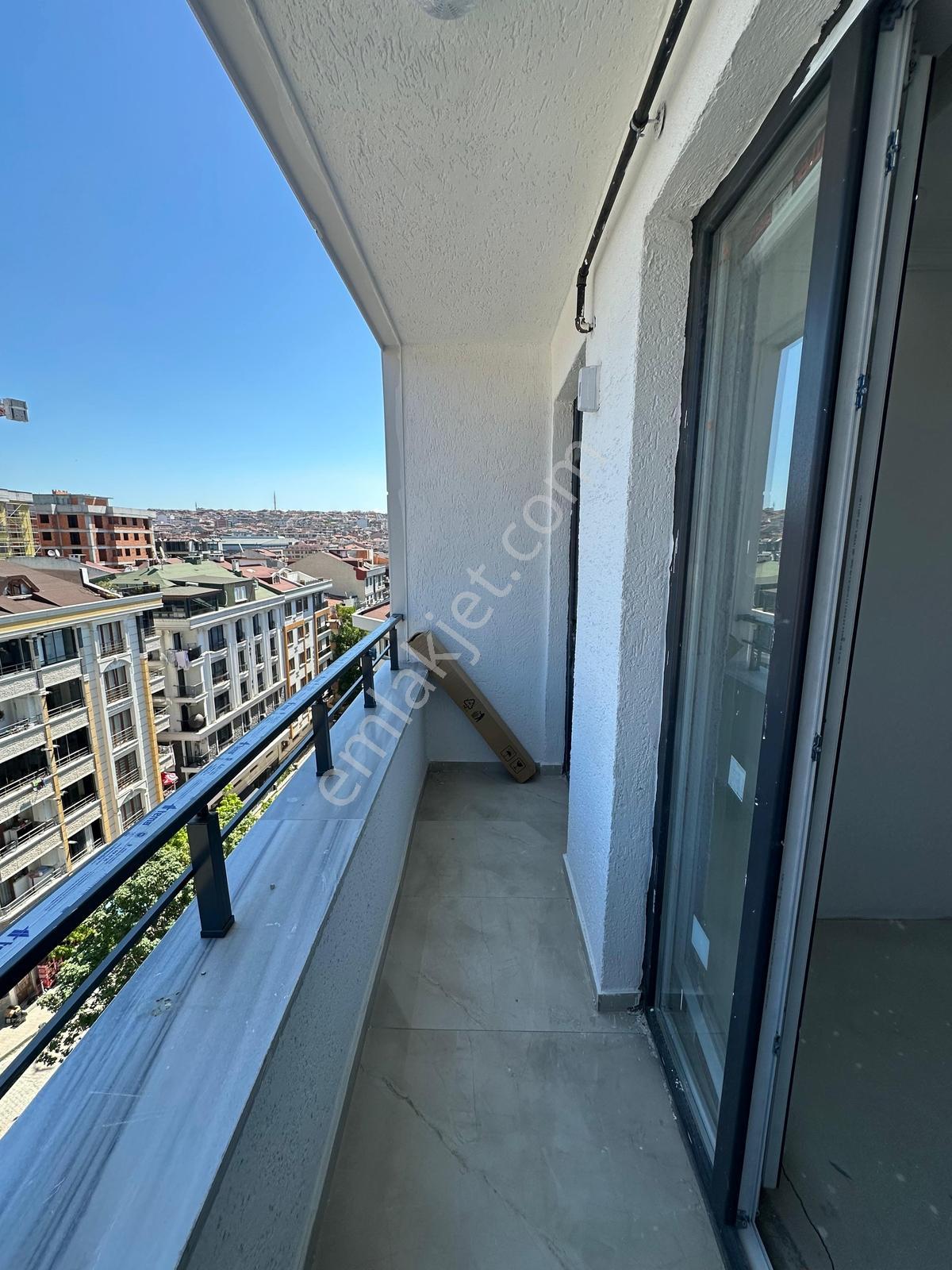 Family' Den Şirinevler Sitede Satılık 2+1 81 M² Sıfır Lüx Daire — fotoğraf 6
