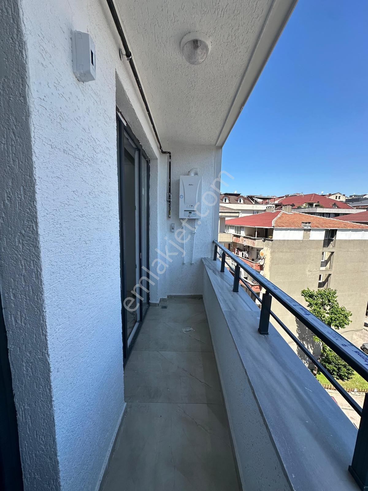 Family' Den Şirinevler Sitede Satılık 2+1 81 M² Sıfır Lüx Daire — fotoğraf 7