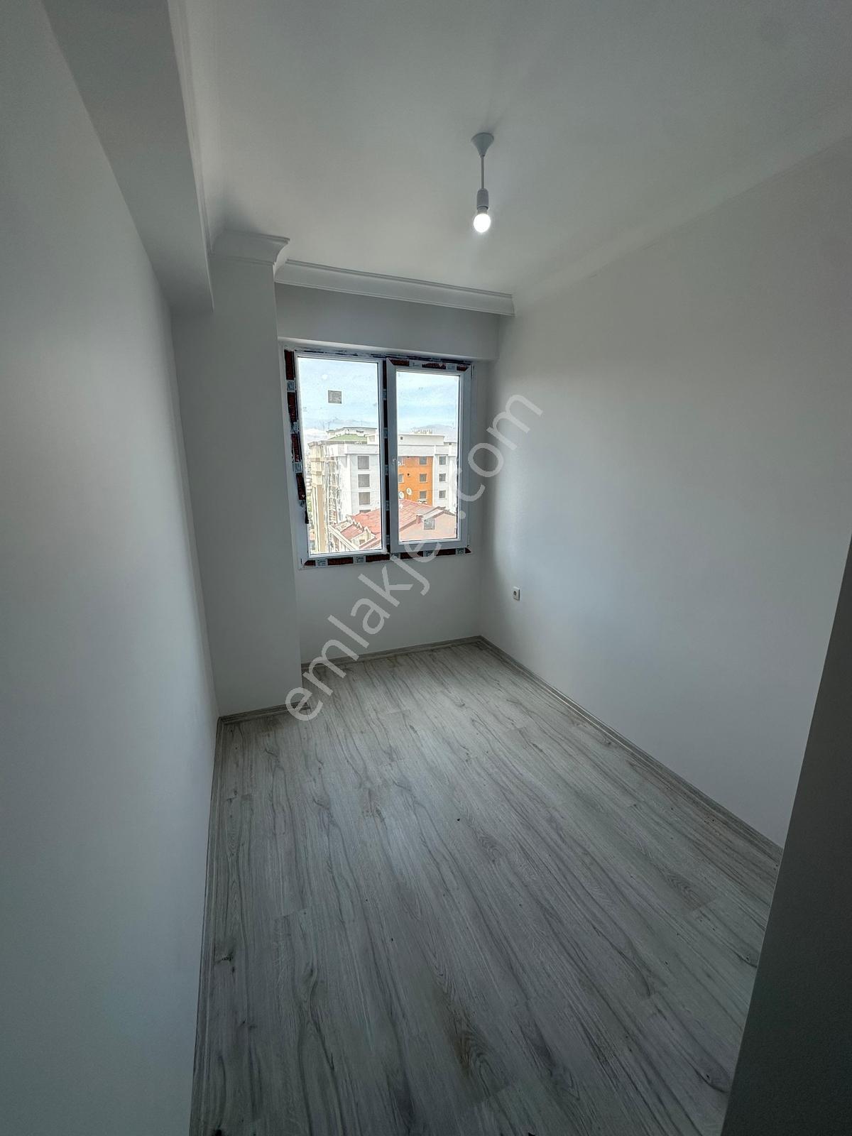 Family' Den Şirinevler Sitede Satılık 2+1 81 M² Sıfır Lüx Daire — fotoğraf 18