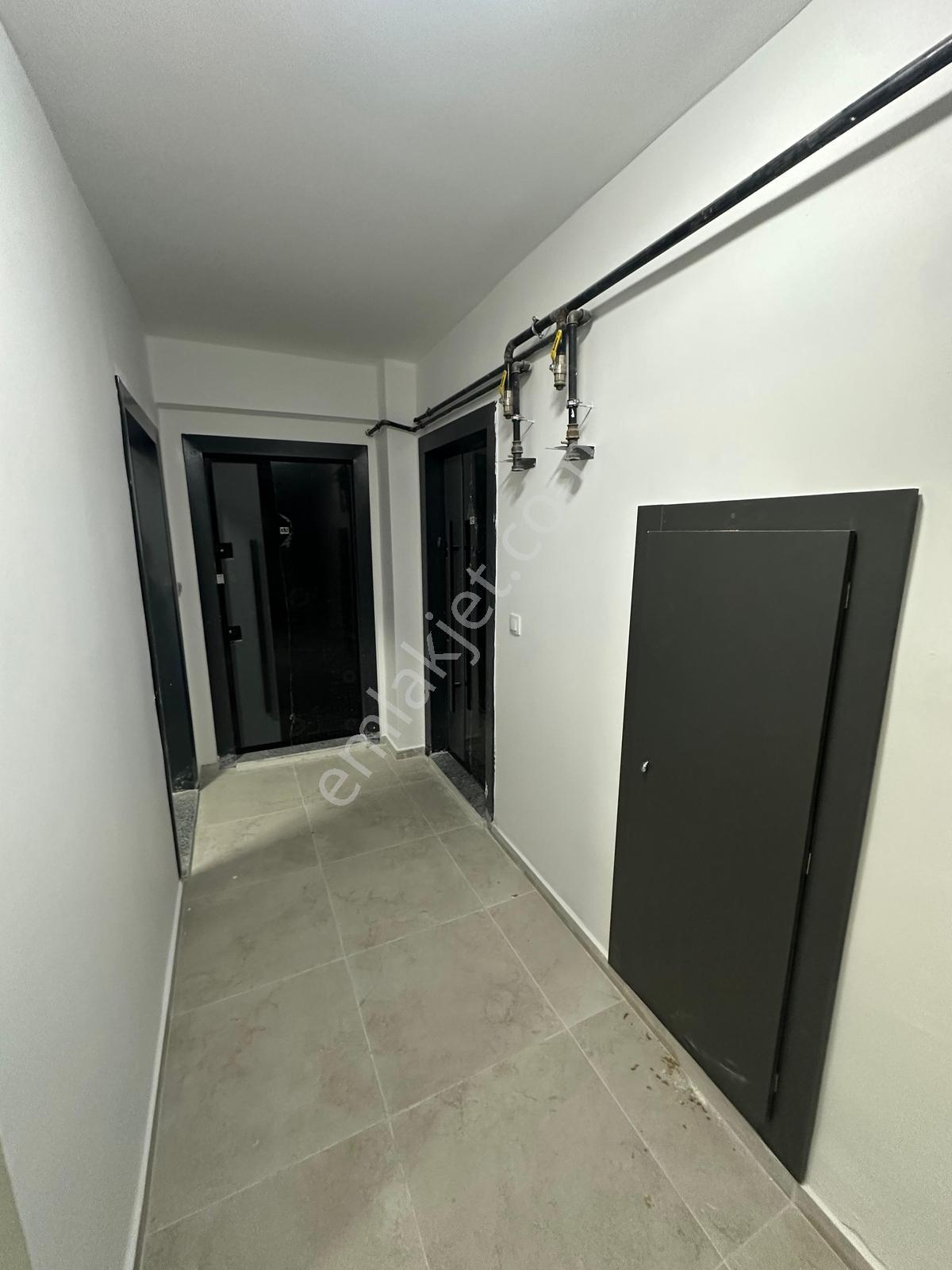 Family' Den Şirinevler Sitede Satılık 2+1 81 M² Sıfır Lüx Daire — fotoğraf 25