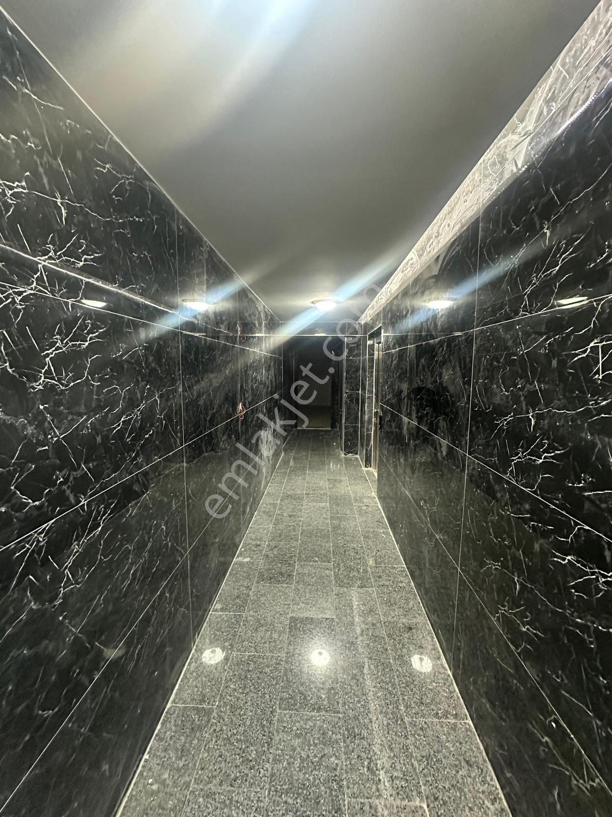 Family' Den Şirinevler Sitede Satılık 2+1 81 M² Sıfır Lüx Daire — fotoğraf 29