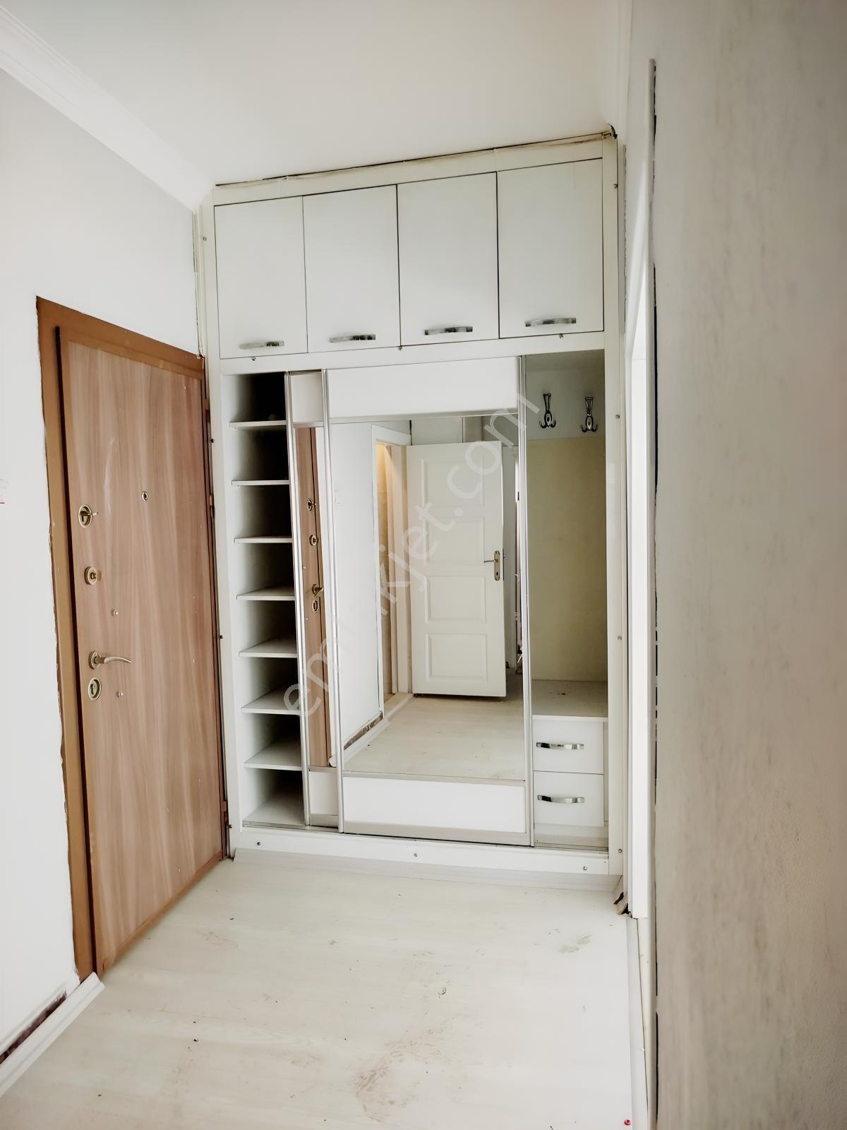 Bahadan Konevinde Merkezi Yerde Hesaplı Satılık 3+ Daire — fotoğraf 7