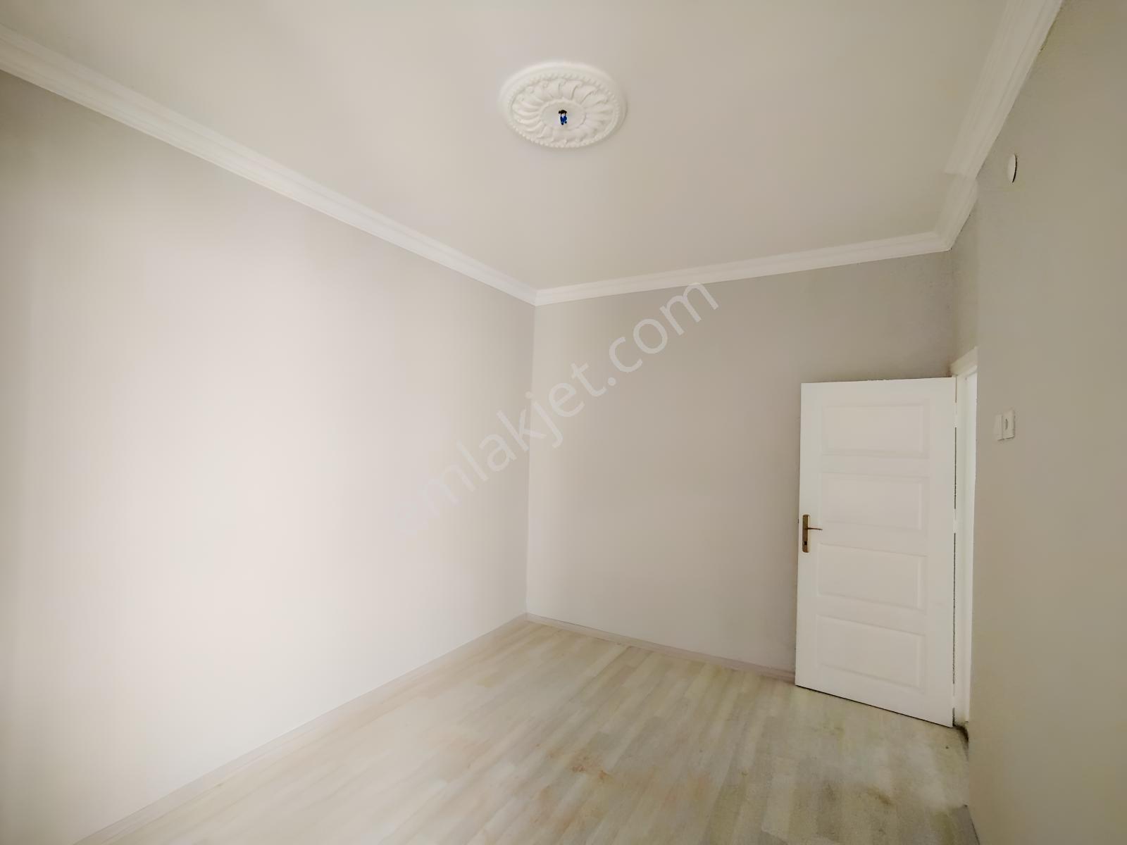 Bahadan Konevinde Merkezi Yerde Hesaplı Satılık 3+ Daire — fotoğraf 15